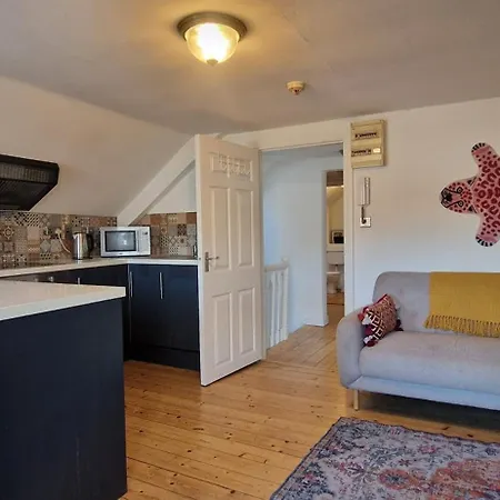 Appartement Spacious Riverside 2bd Mid - Above Bar&venue Cork