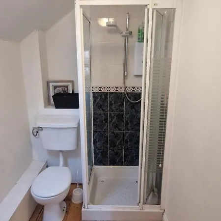 Lejlighed Spacious Riverside 2bd Mid - Above Bar&venue Cork